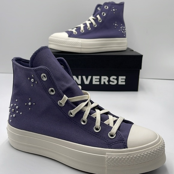 Converse WMNS А12513С CTAS LIFT HI
LAVENDER ASH/EGRET/BLACK Platforms Sneakers - Picture 14 of 16